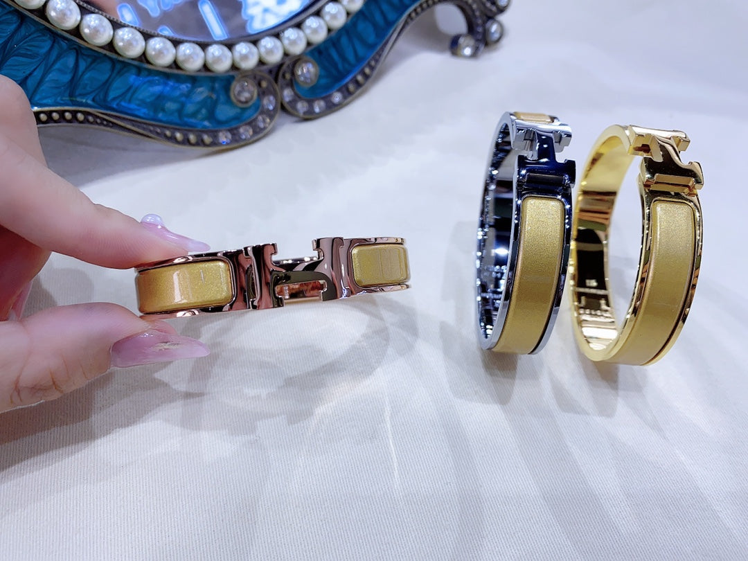 [⭐Veyra]H CHAMPAGNE BRACELET