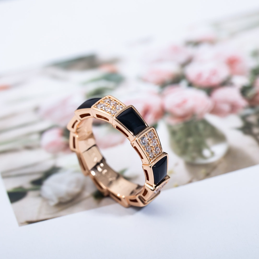[⭐Veyra]SERPENTI RING PINK GOLD BLACK MOP DIAMOND PAVED 4MM