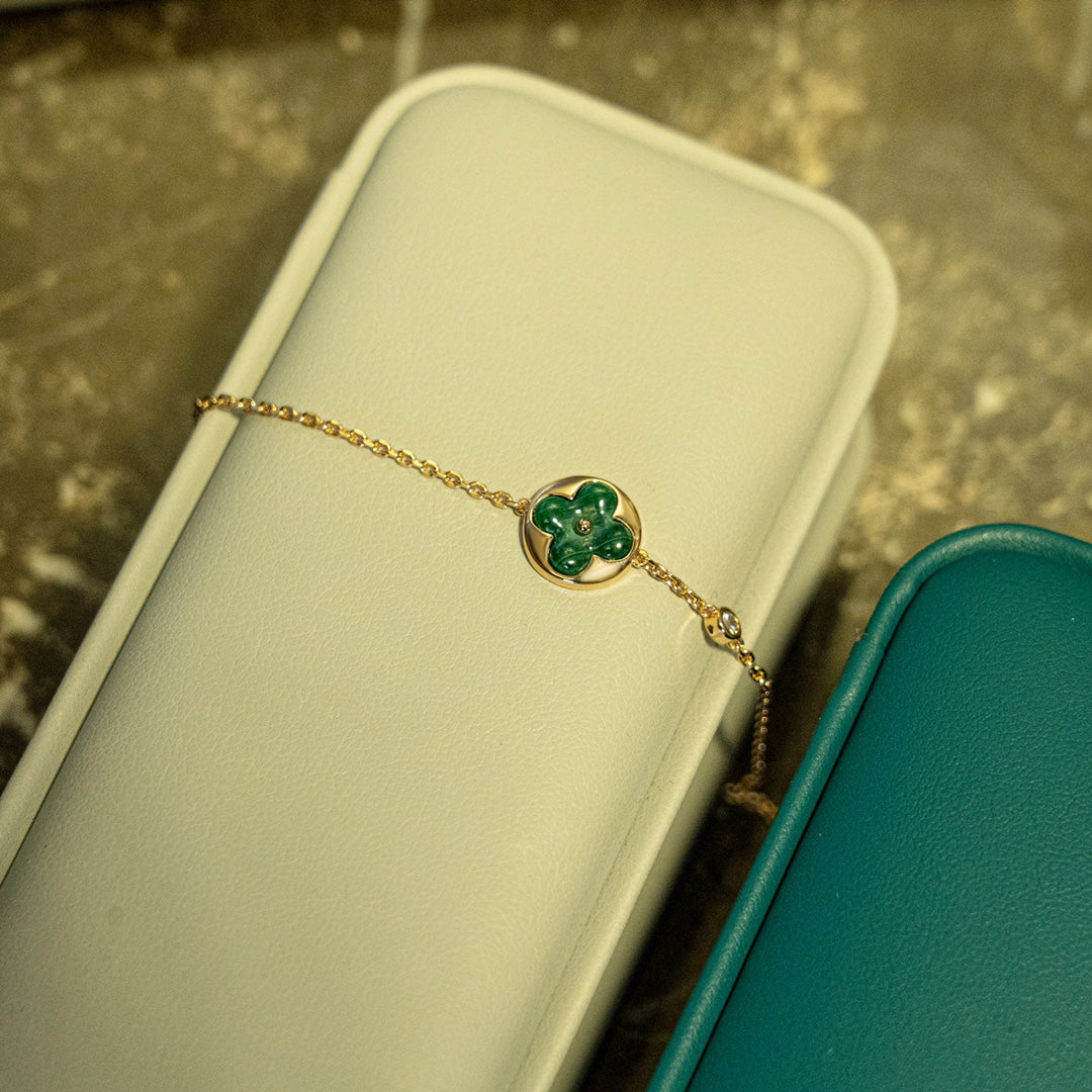 [⭐Veyra]SUN MALACHITE 1 DIAMOND PINK GOLD BRACELET