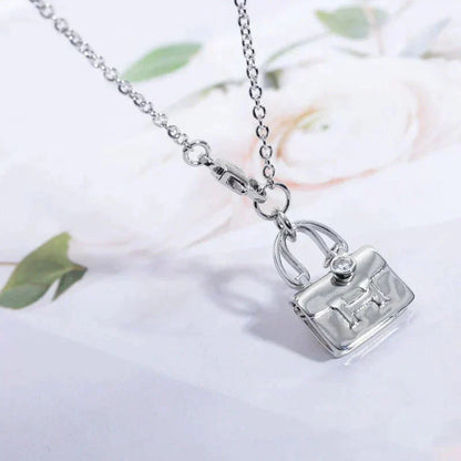 [⭐Veyra]AMULETTE PEDANT SILVER NECKLACE