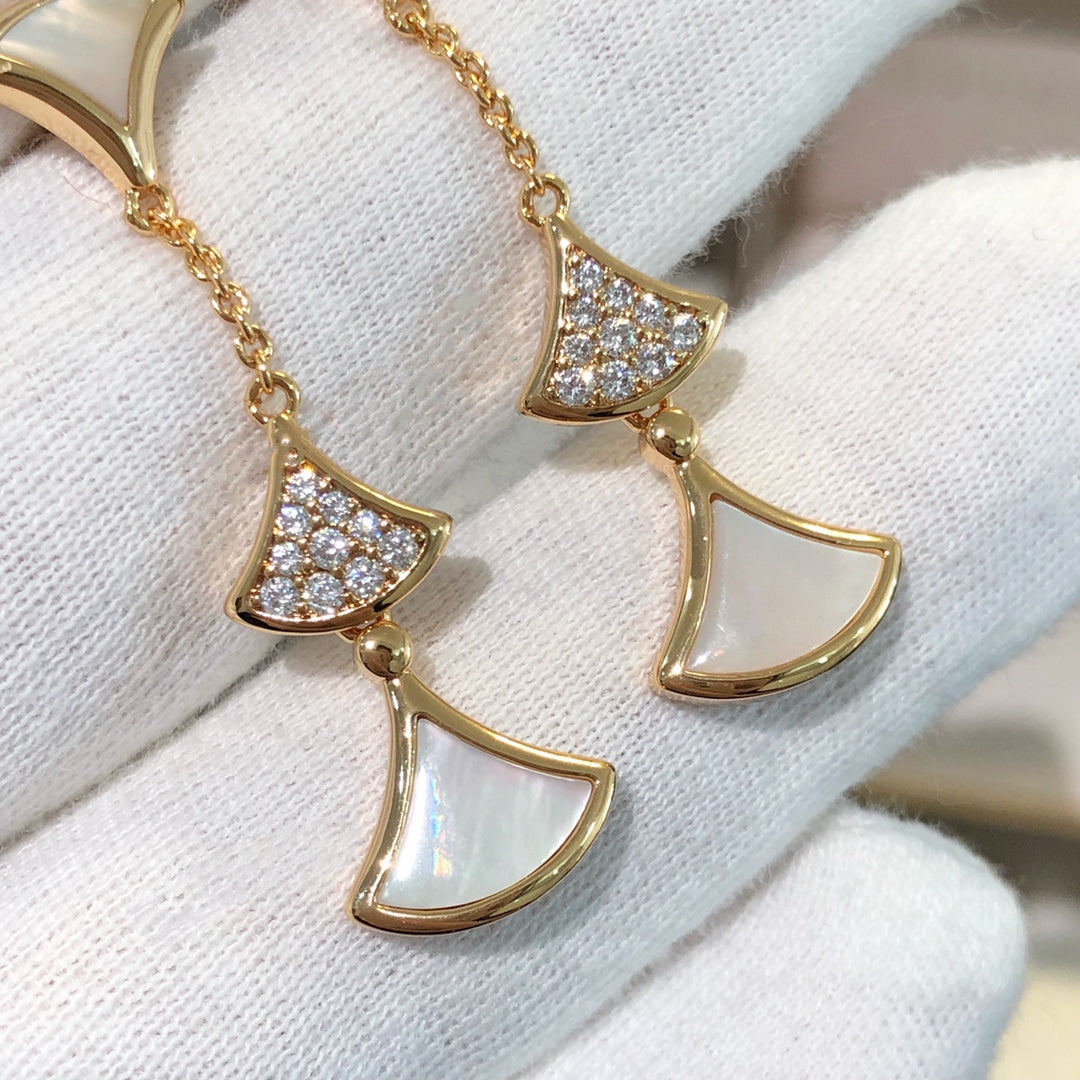 [⭐Veyra]DREAM EARRINGS 3 MOTIFS DIAMOND MOP PINK GOLD