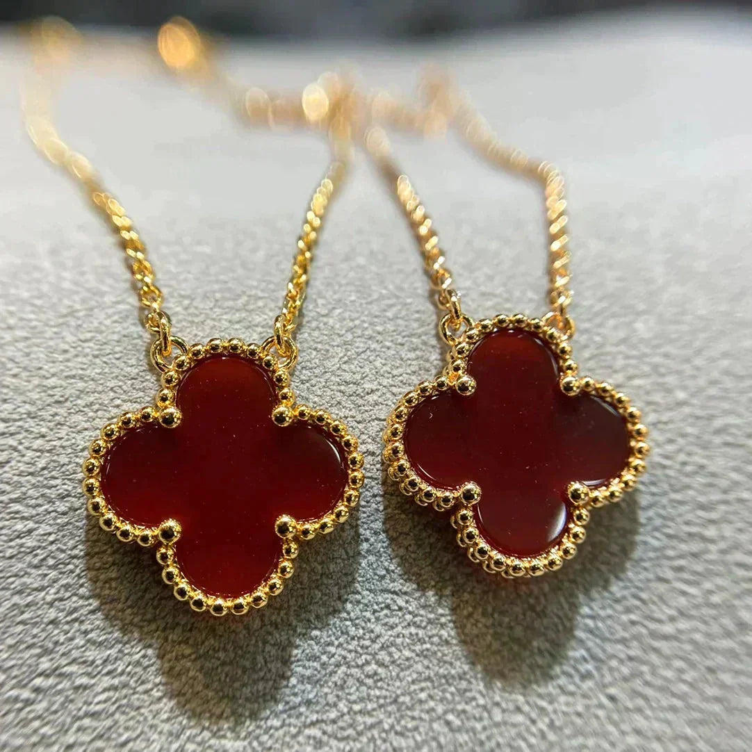 [⭐Veyra]CLOVER 15MM CARNELIAN SINGLE FLOWER NECKLACE