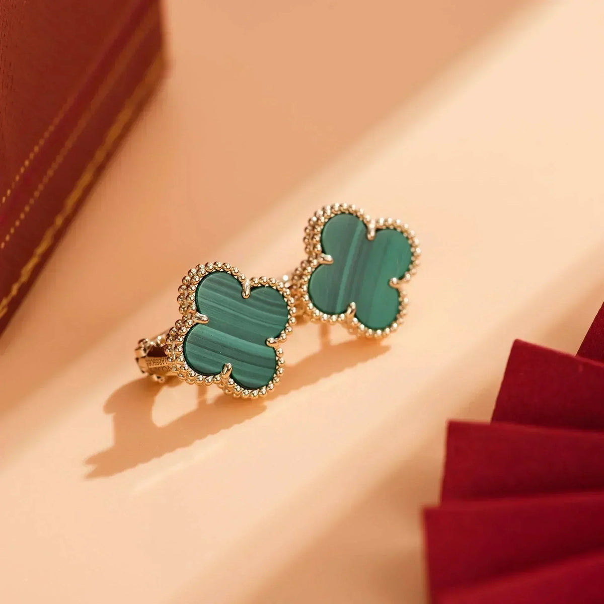 [⭐Veyra]CLOVER MEDIUM 1 MOTIFS MALACHITE  EARRINGS