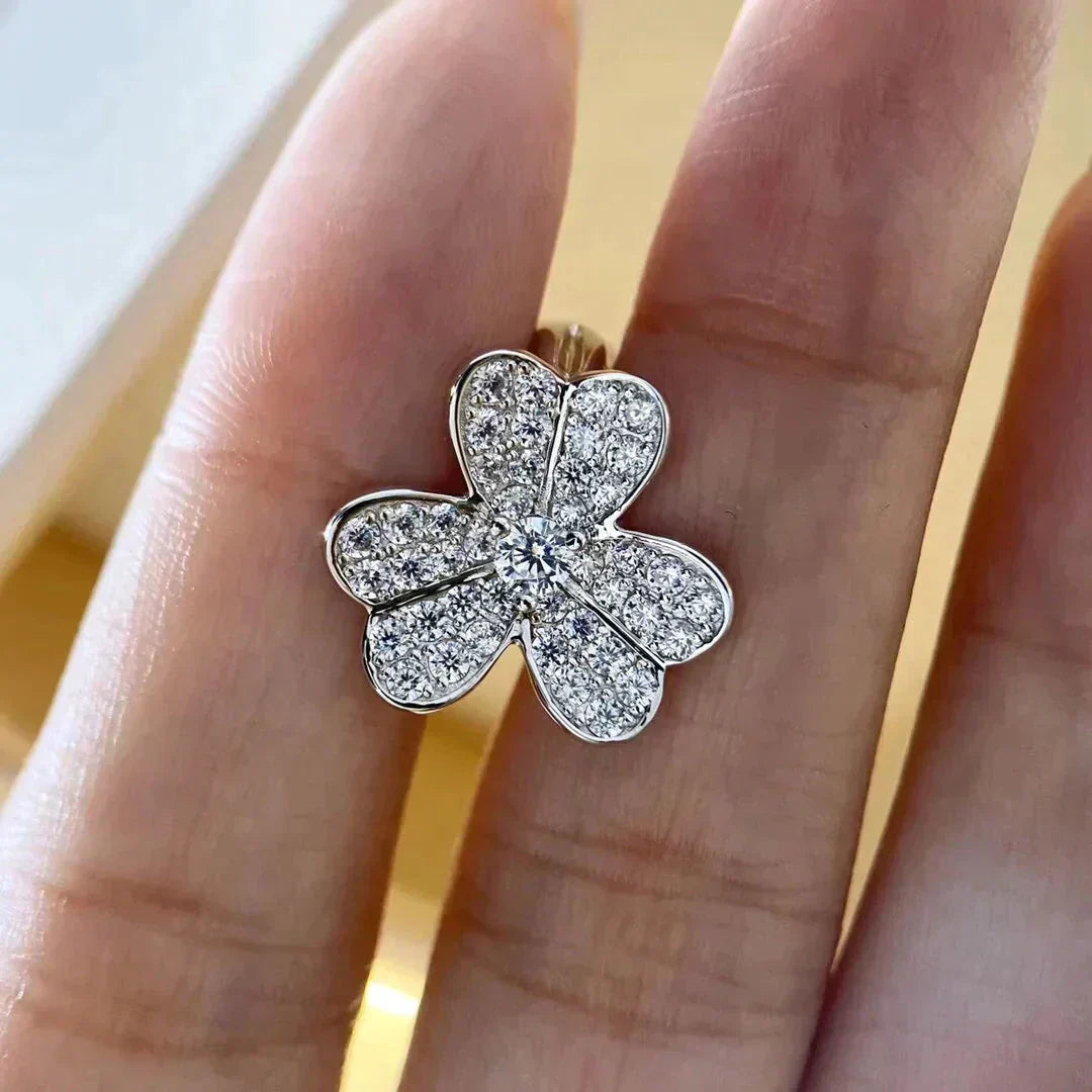 [⭐Veyra]CLOVER COMOS DIAMOND EARRINGS SILVER
