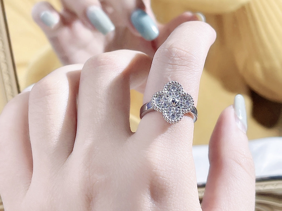 [⭐Veyra]CLOVER DIAMOND RING