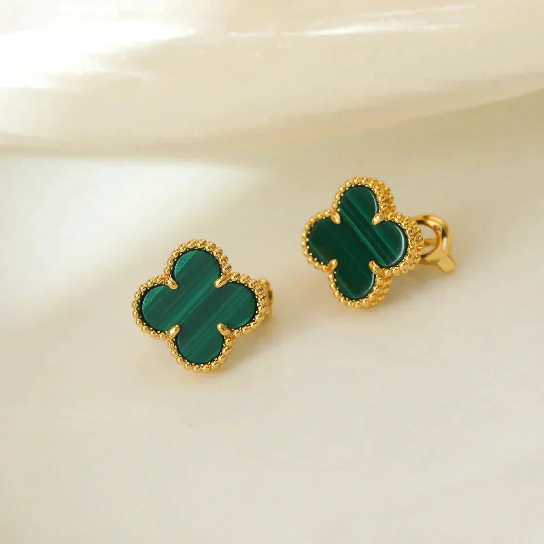 [⭐Veyra]CLOVER MEDIUM 1 MOTIFS MALACHITE  EARRINGS