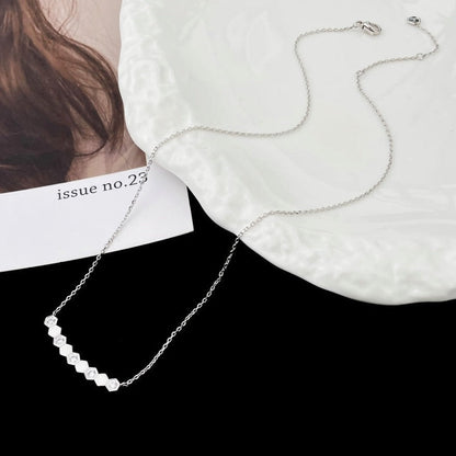 [⭐Veyra]BEE MY LOVE DIAMOND NECKLACE