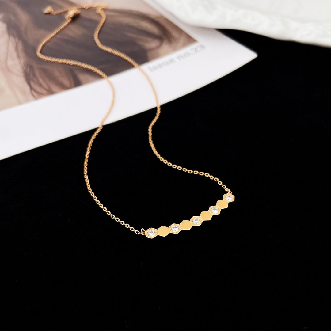 [⭐Veyra]BEE MY LOVE DIAMOND NECKLACE