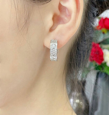 [⭐Veyra]LOVE 5.5MM DIAMOND PAVED EARRINGS