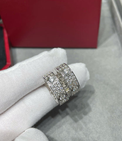[⭐Veyra]LOVE 5.5MM DIAMOND PAVED EARRINGS