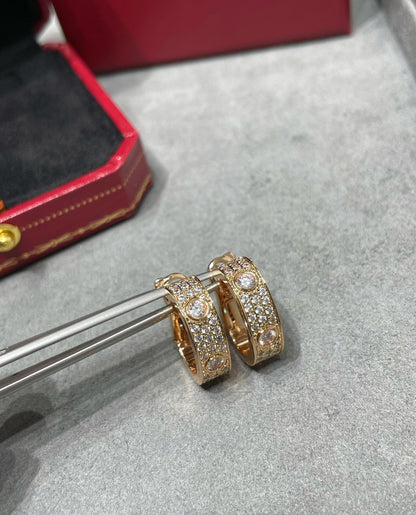 [⭐Veyra]LOVE 5.5MM DIAMOND PAVED EARRINGS