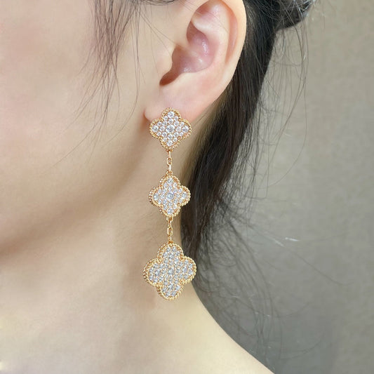 [⭐Veyra]CLOVER 3 MOTIFS DIAMOND PAVED ROSE GOLD EARRINGS