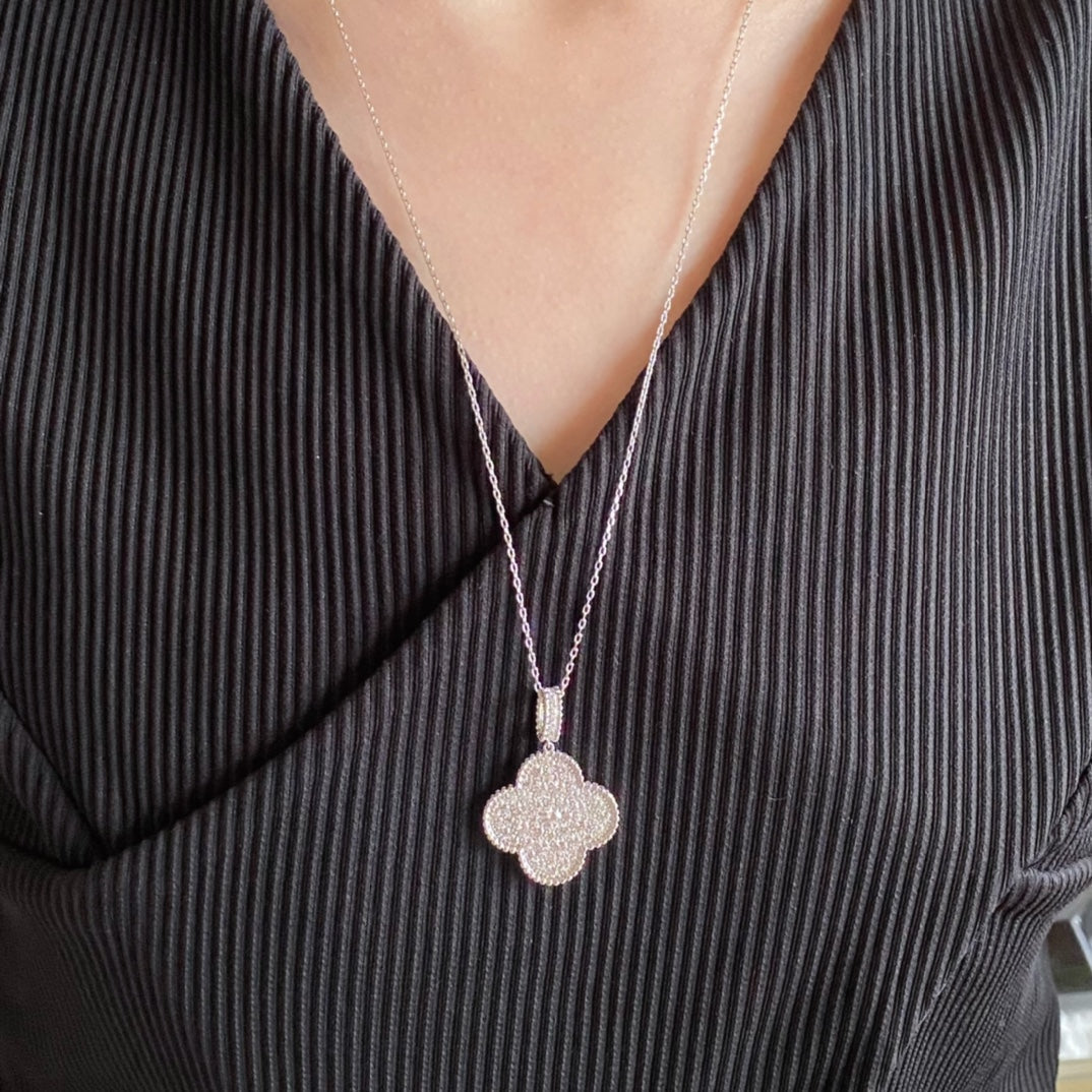 [⭐Veyra]CLOVER 25MM LARGE PEDANT DIAMOND PAVED LONG NECKLACE