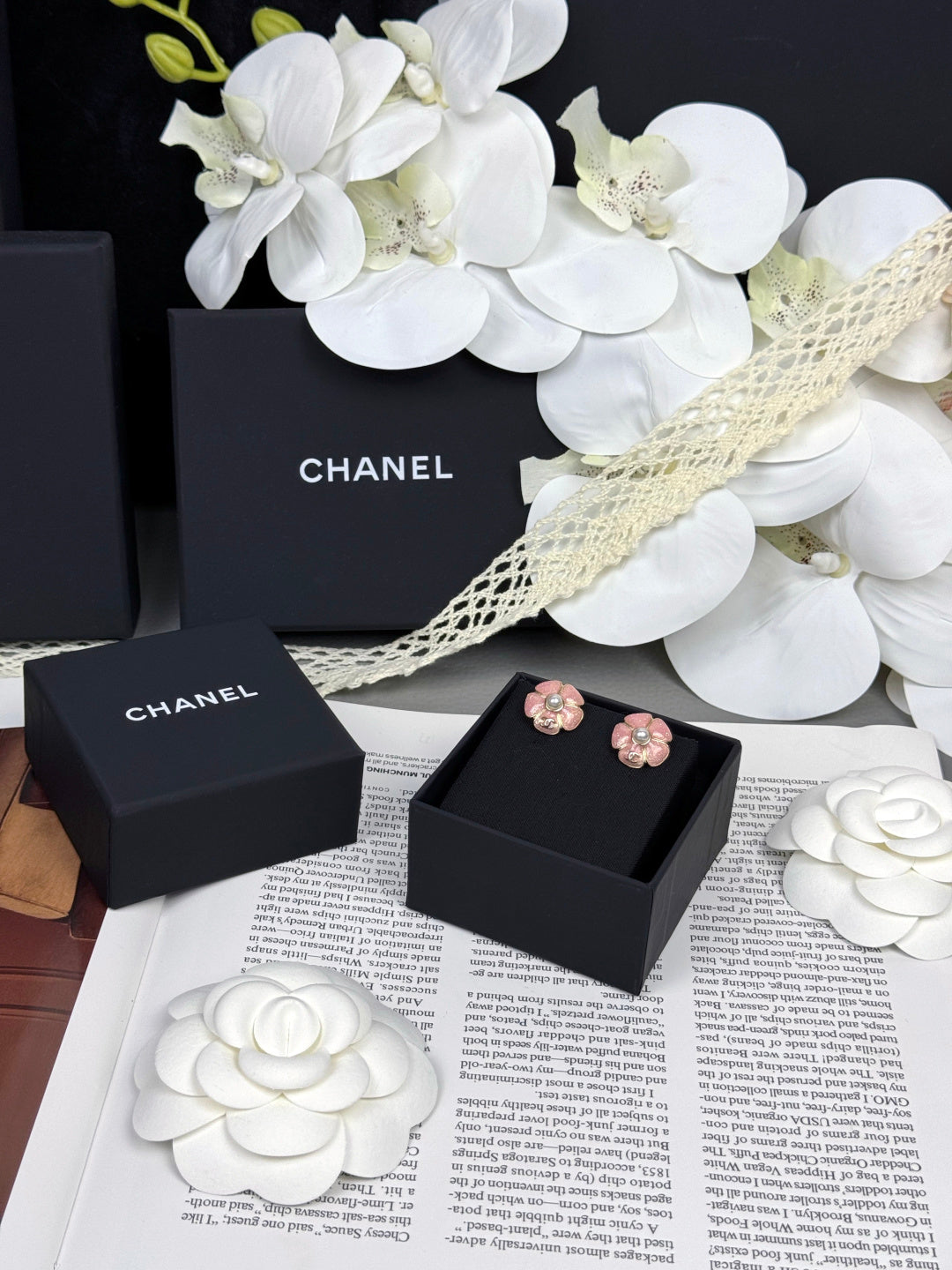 [⭐Veyra]26C Pink Camellia Pearl Enamel Stud Earrings