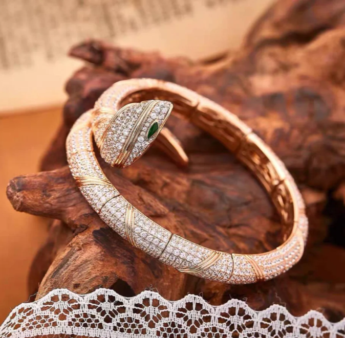 [⭐Veyra]HAUTE COUTURE GOLD SERPENTI BRACELET