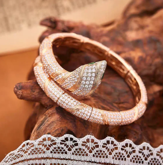 [⭐Veyra]HAUTE COUTURE GOLD SERPENTI BRACELET