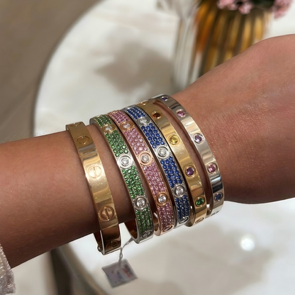 [⭐Veyra]2026 PAVE GEMSTONE LOVE BRACELET 6.1MM 10 DIAMONDS