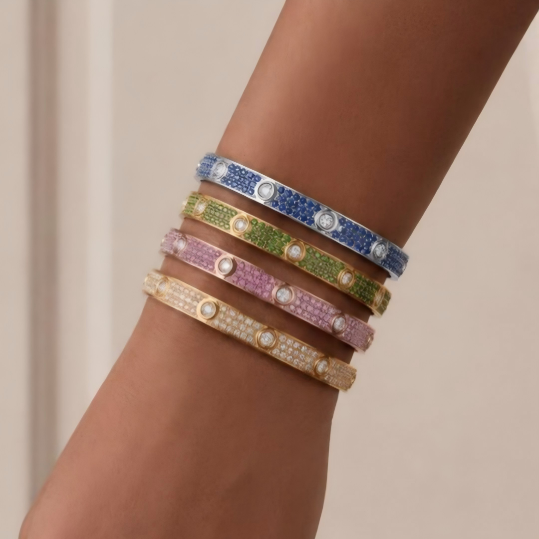 [⭐Veyra]2026 PAVE GEMSTONE LOVE BRACELET 6.1MM 10 DIAMONDS