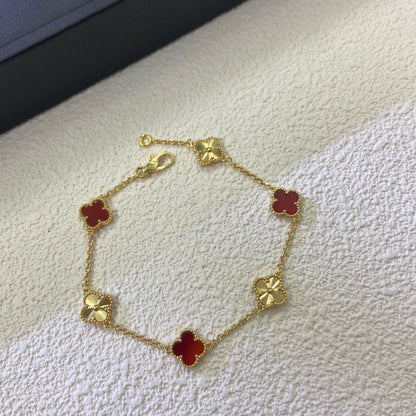 [⭐Veyra]CLOVER 6 MOTIF RED AGATE LASER BRACELET