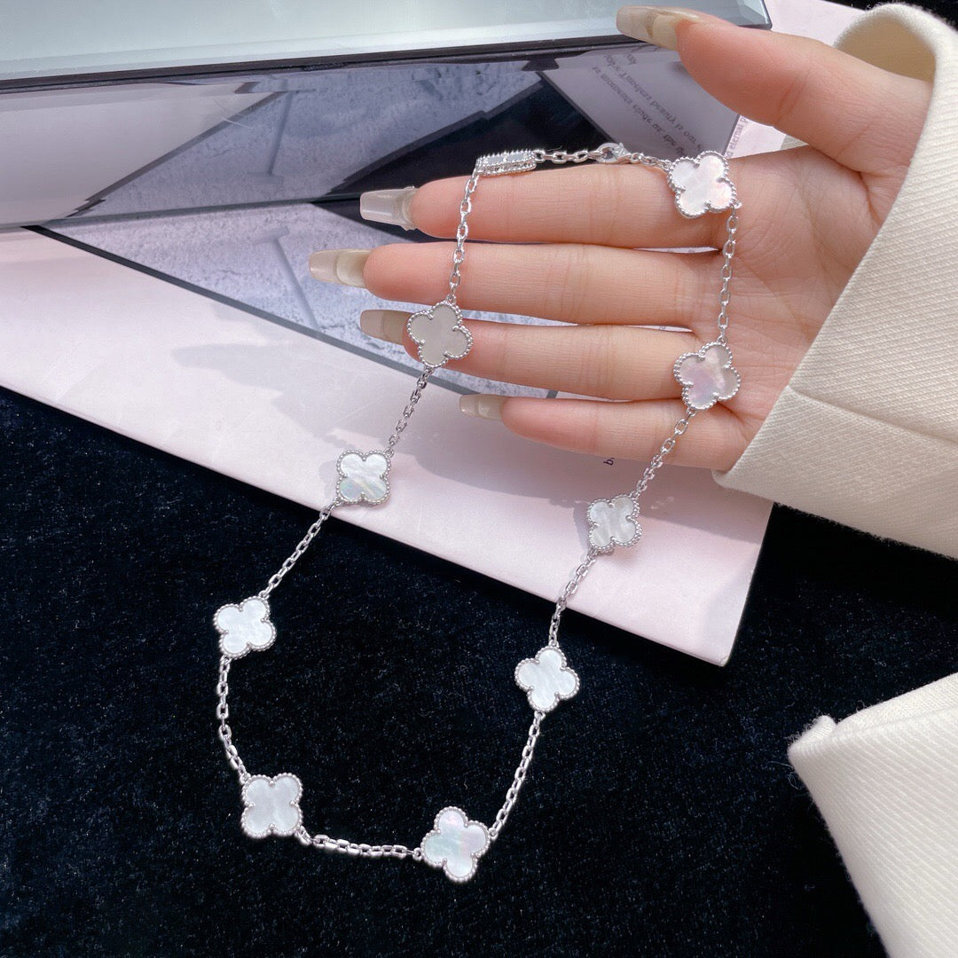 [⭐Veyra]CLOVER 10 MOTIFS WHITE MOTHER OF PEARL NECKLACE