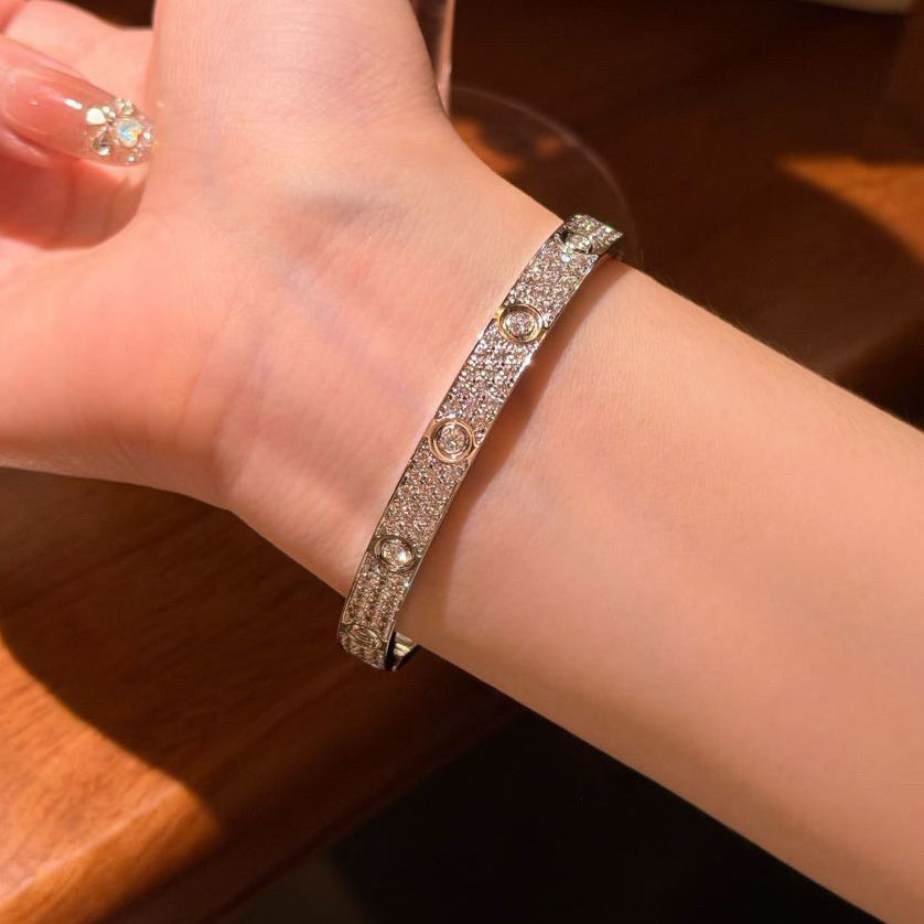 [⭐Veyra]LOVE BRACELET 6.1MM DIAMOND-PAVED 10 BIG DIAMONDS