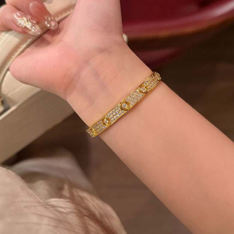 [⭐Veyra]LOVE BRACELET 6.1MM DIAMOND-PAVED 10 BIG DIAMONDS