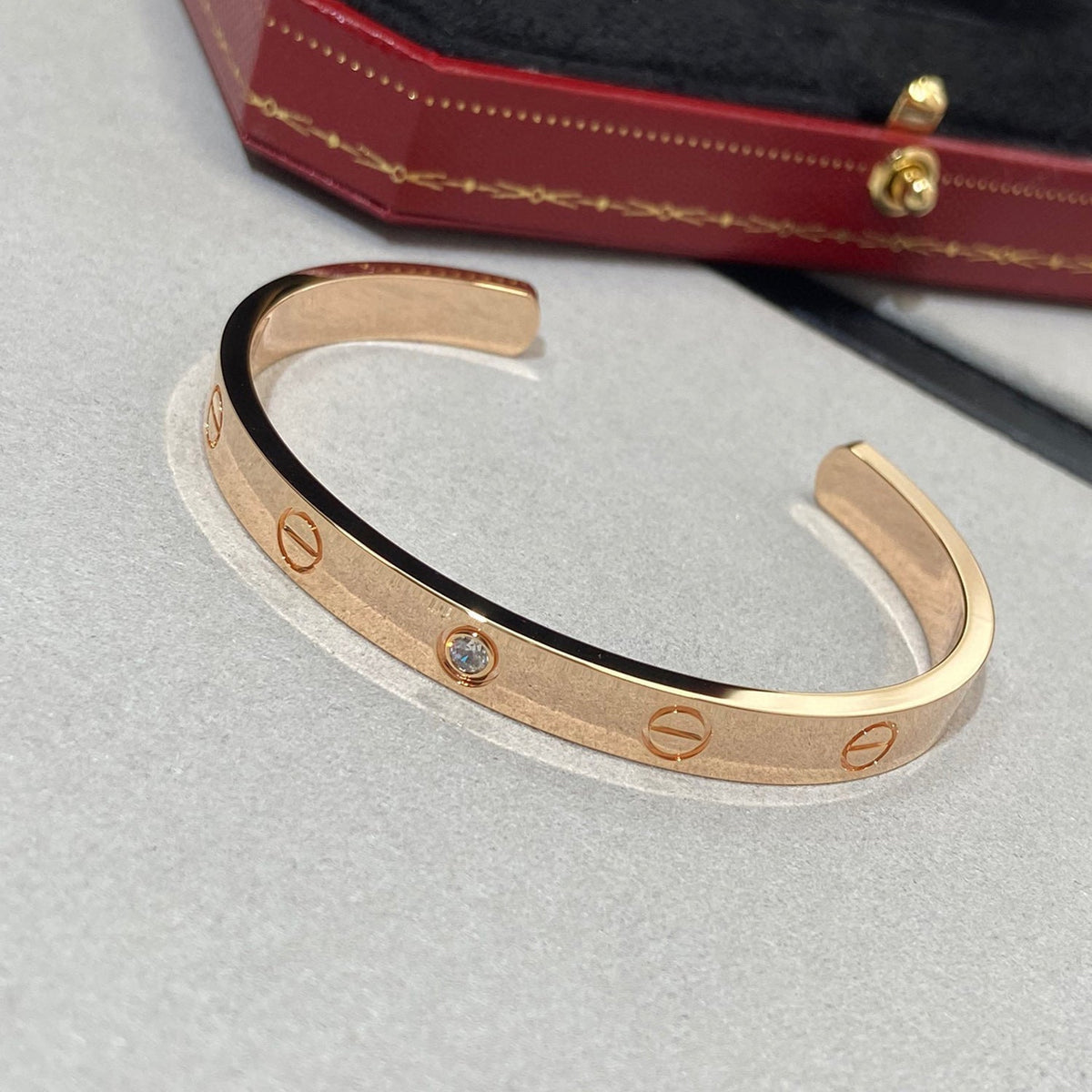 [⭐Veyra]LOVE BRACELET 6.1MM 1 DIAMOND OPEN CUFF