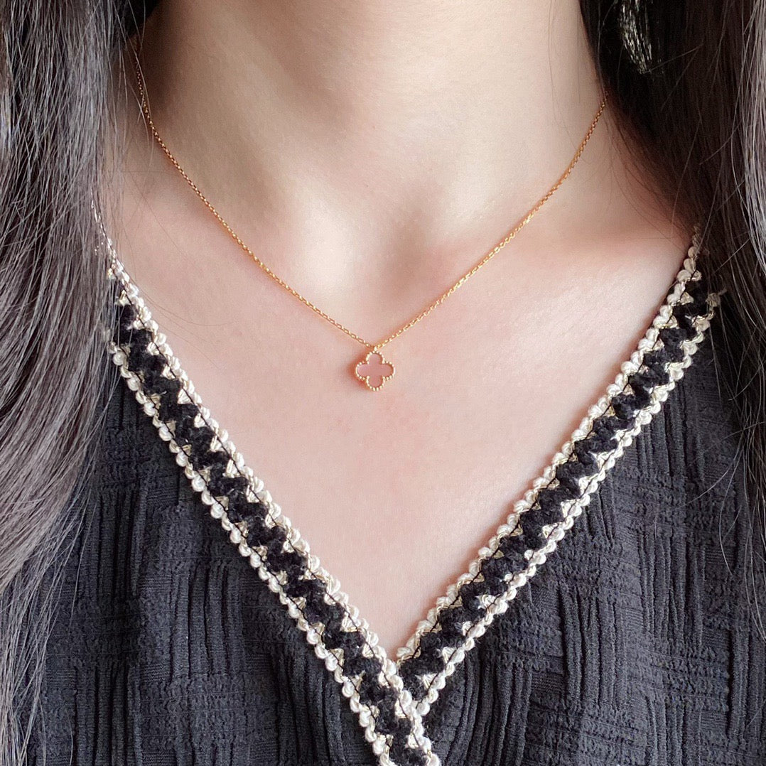 [⭐Veyra]CLOVER 15MM PINK MOTHER-OF-PEARL SINGLE FLOWER NECKLACE