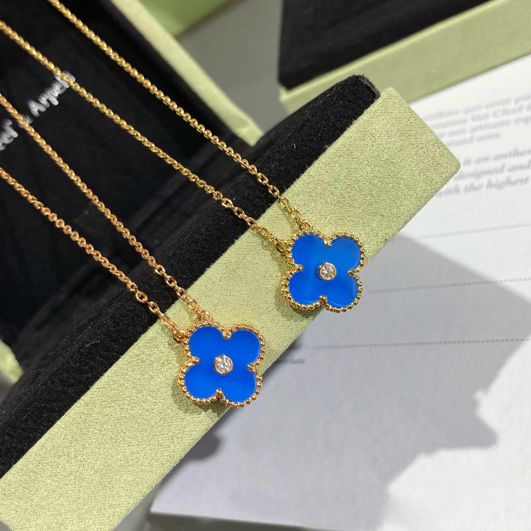 [⭐Veyra]CLOVER 15MM DIAMOND AND BLUE AGATE NECKLACE