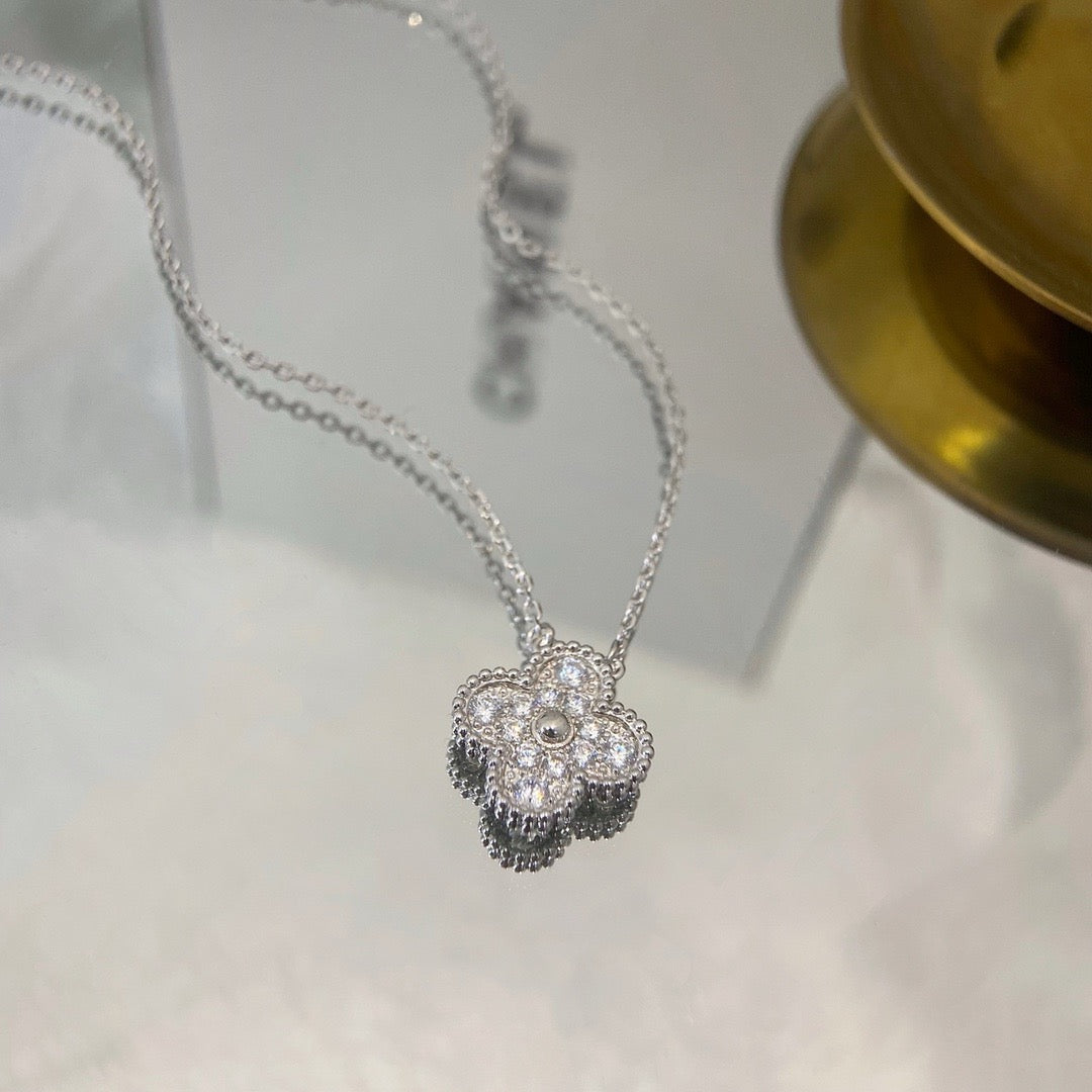 [⭐Veyra]CLOVER 15MM DIAMOND SINGLE FLOWER NECKLACE