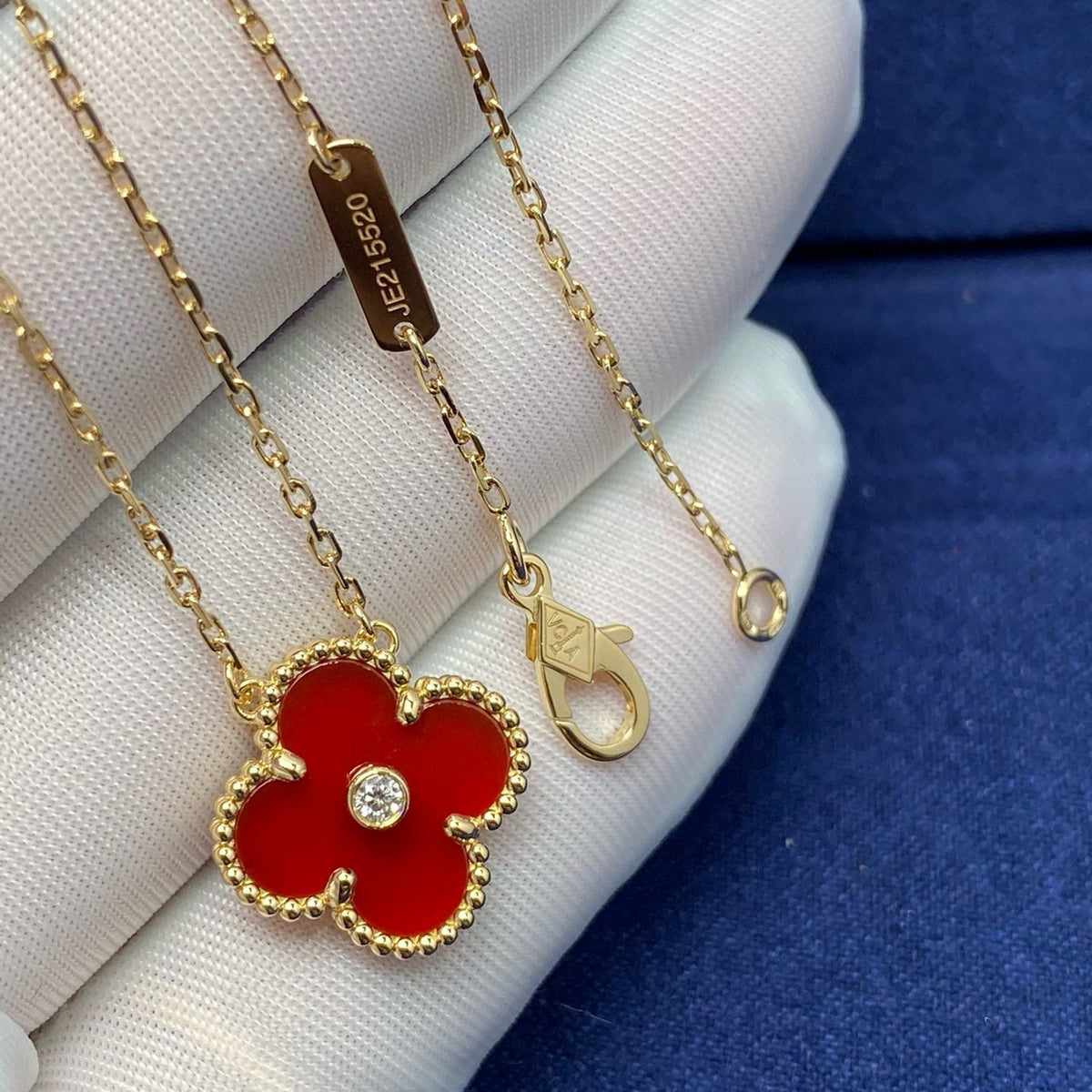[⭐Veyra]CLOVER 15MM DIAMOND CARNELIAN NECKLACE
