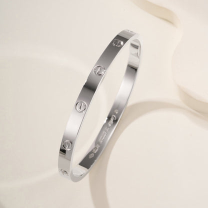 [⭐Veyra]LOVE BRACELET 4.8MM