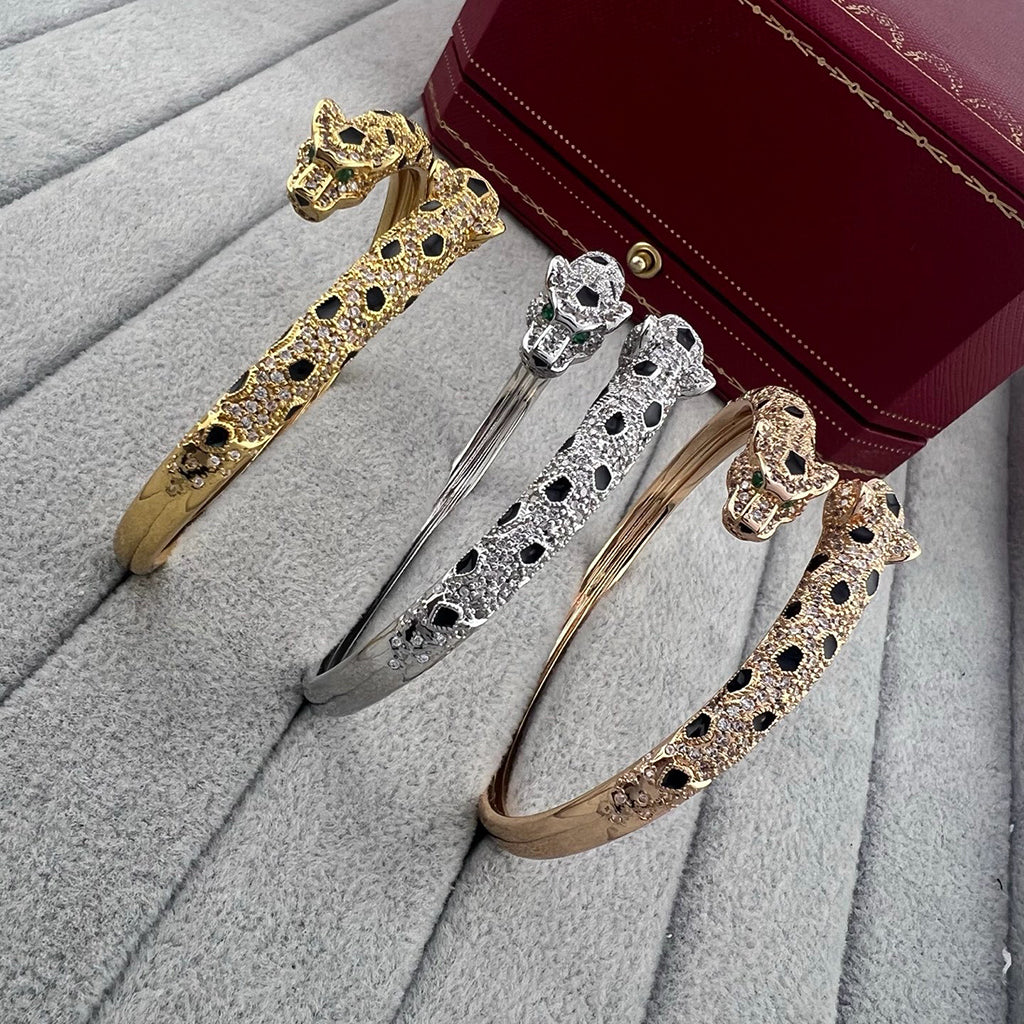 [⭐Veyra]PANTHERE DOUBLE HEADED HALF DIAMOND OPEN BRACELET