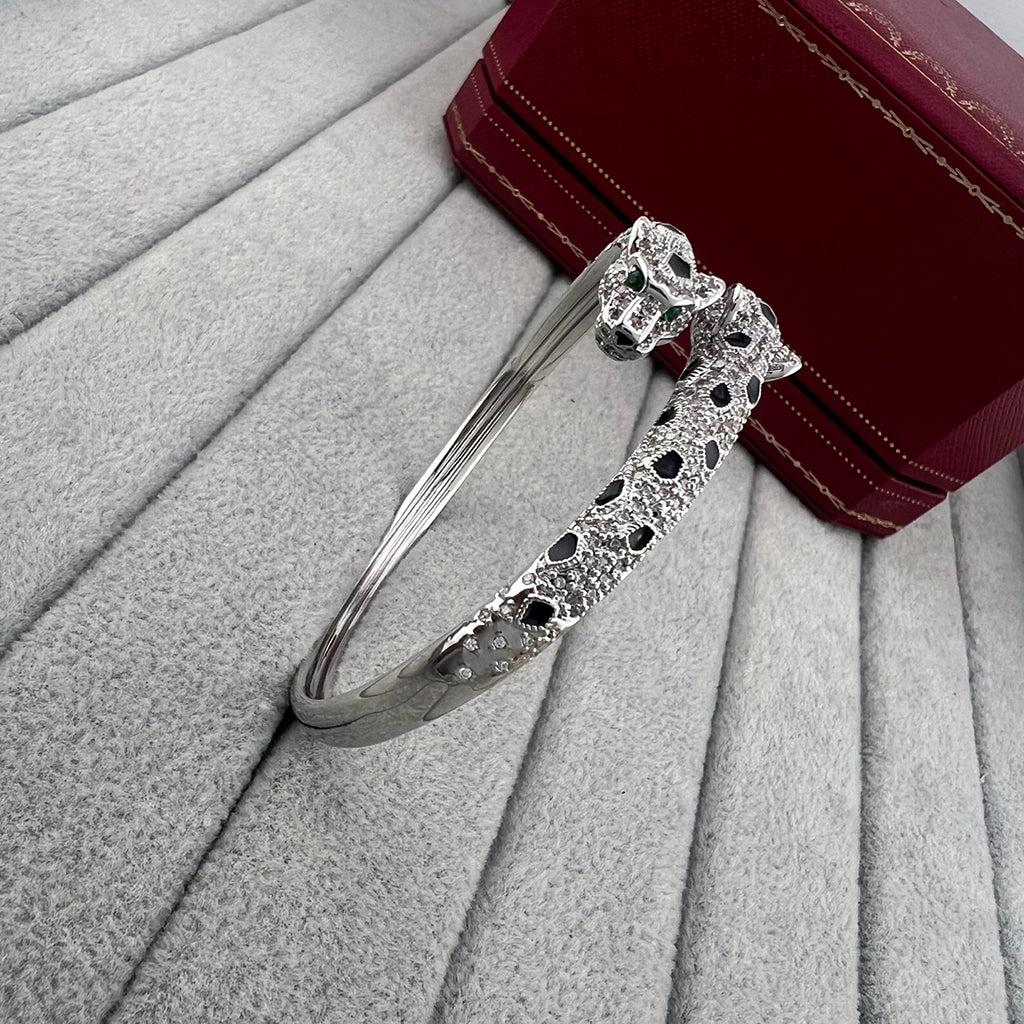 [⭐Veyra]PANTHERE DOUBLE HEADED HALF DIAMOND OPEN BRACELET