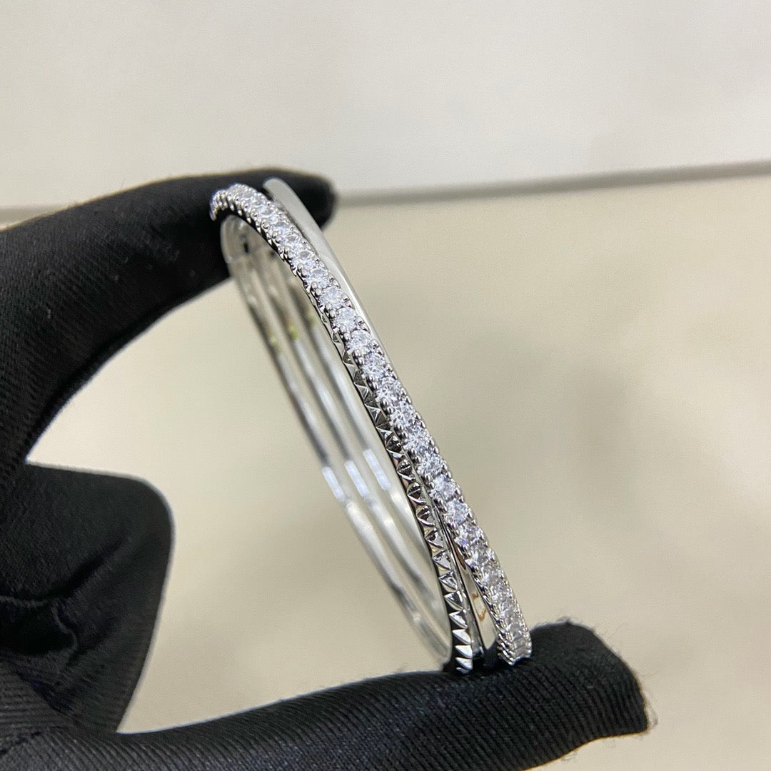 [⭐Veyra]ETINCELLE HALF-PAVED DIAMOND BRACELET