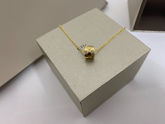 [⭐Veyra]BEE LOVE DIAMOND NECKLACE