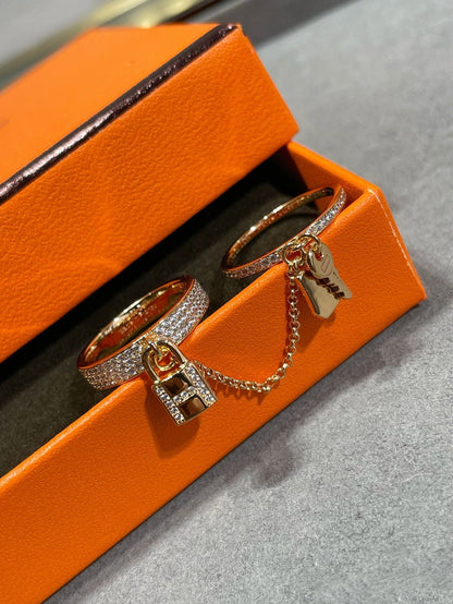 [⭐Veyra]HM KELLY CLOCHETTE DOUBLE RING IN  WITH DIAMONDS