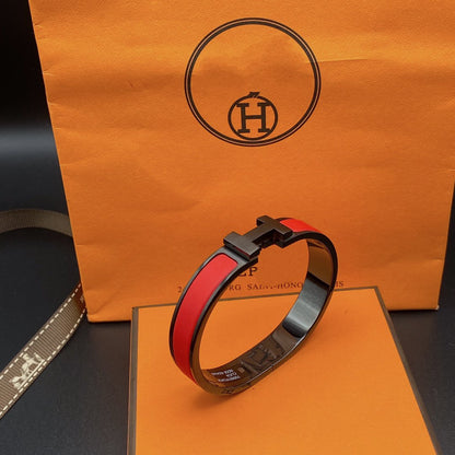 [⭐Veyra]CLIC HM SO BLACK RED BRACELET