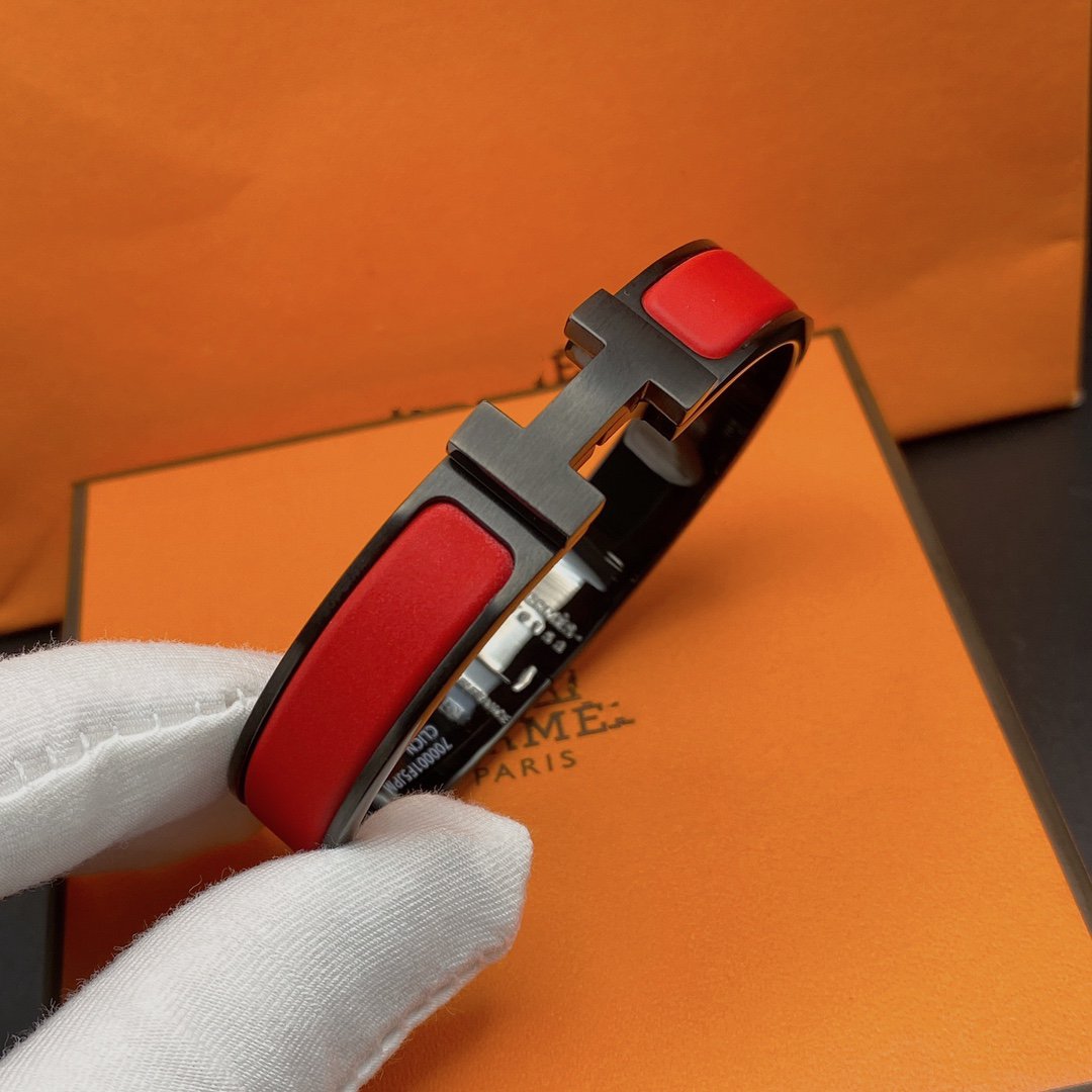 [⭐Veyra]CLIC HM SO BLACK RED BRACELET