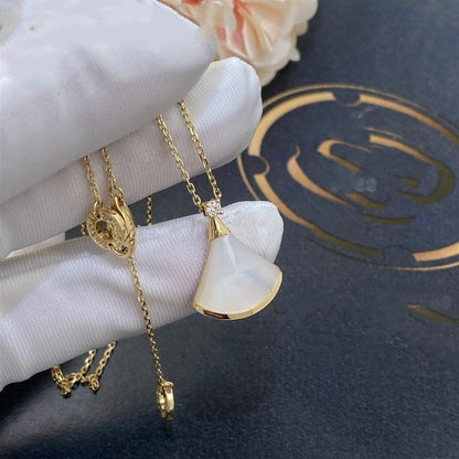[⭐Veyra]DREAM NECKLACE WHITE MOP GOLD 1 DIAMOND
