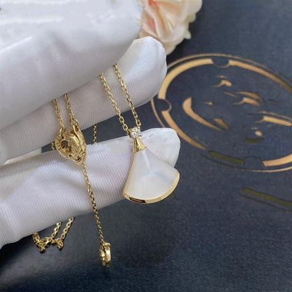 [⭐Veyra]DREAM NECKLACE WHITE MOP GOLD 1 DIAMOND