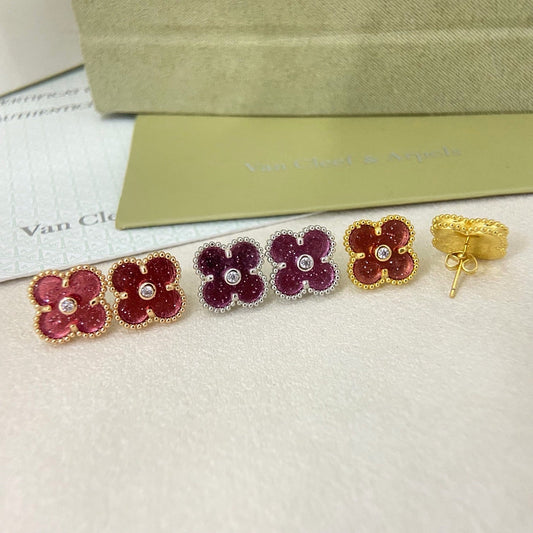 [⭐Veyra]2026 NEW  CLOVER 1 MOTIFPINK ENAMEL STUD EARRINGS WITH DIAMONDS